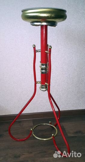 Подставка для цветов напольная металлическая