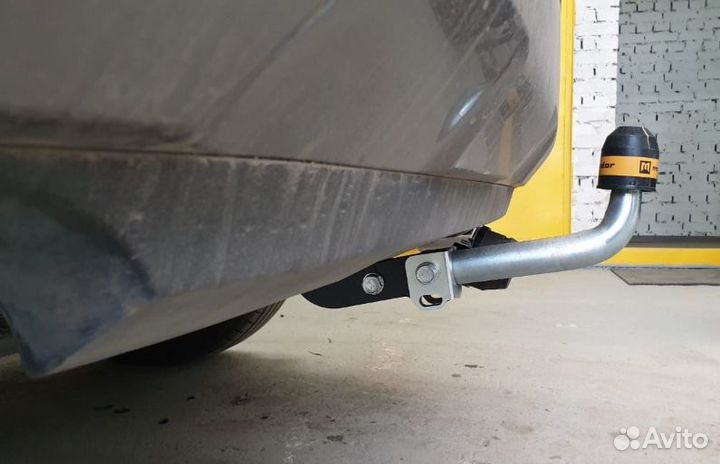 Фаркоп Тойота (Toyota) RAV4 2019, с оцинкованным