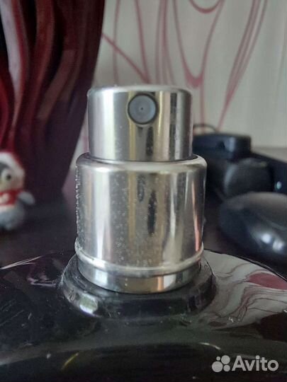 Guerlain la petite robe noire