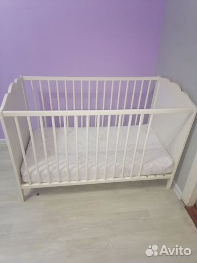 Детская кроватка