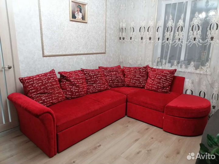 Угловой диван бу