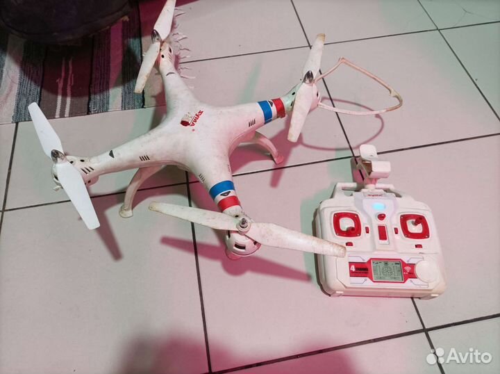 Квадрокоптер Syma