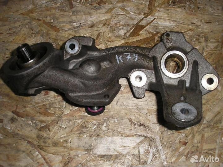 Кронштейн масляного фильтра Jaguar S-Type (X200)