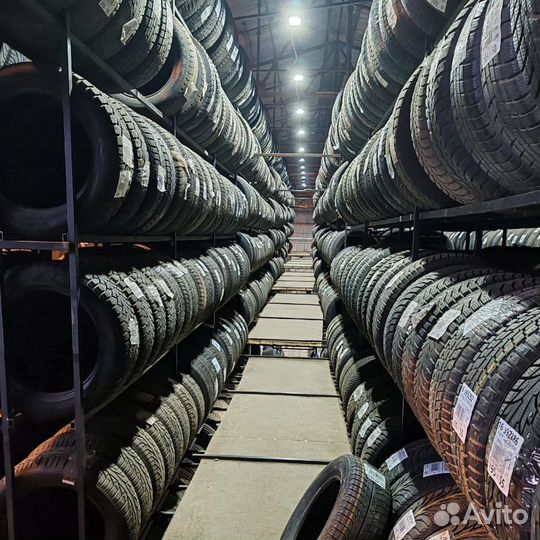 Goodyear UltraGrip Cargo 215/65 R15C T