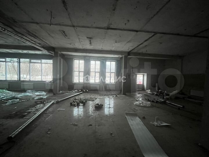 Сдам торговое помещение, 200.9 м²