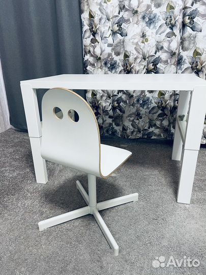 Письменный стол IKEA белый