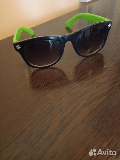 Солнцезащитные очки детские