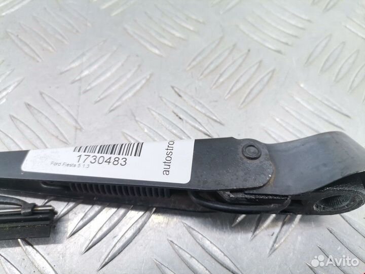 Щеткодержатель задний Ford Fiesta 5 2003 1219316