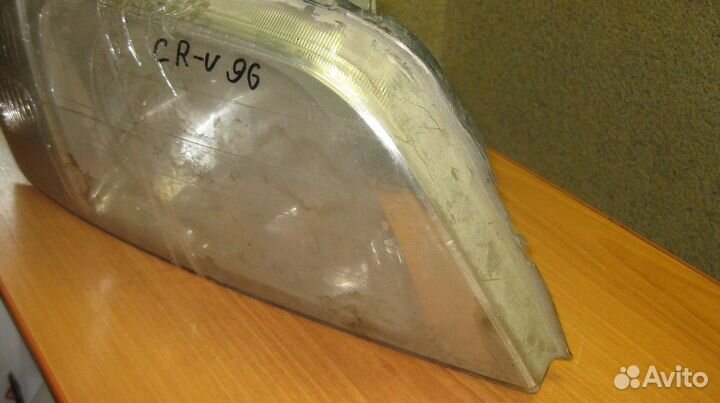 Фара правая Honda CR-V (1996-2001)