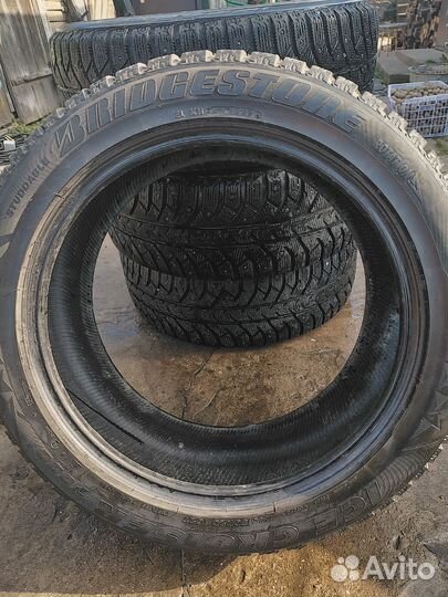 Bridgestone Ice Cruiser 7000 245/50 R20