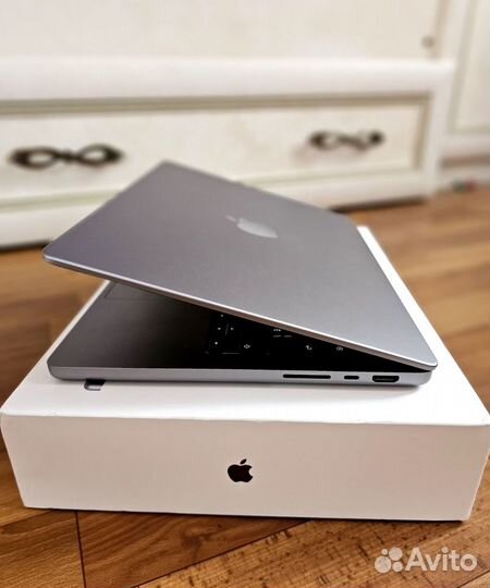 Apple MacBook Pro 14 m1 pro 16gb 1tb