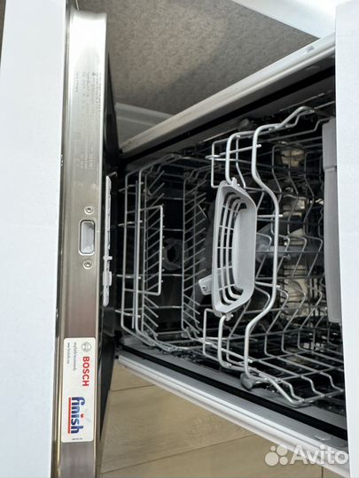 Посудомоечная машина Bosch SRS2HMW1FR