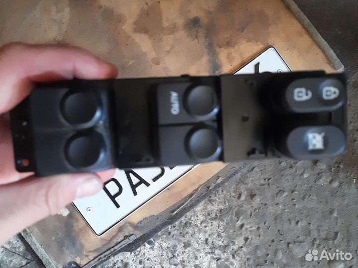 Блок управления стеклоподъемника hyundai solaris 1