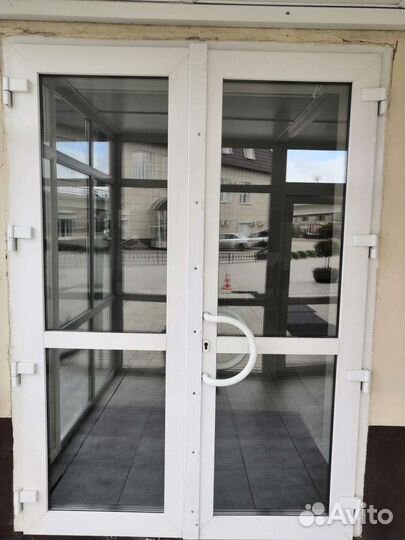 Дверь входная пвх бу