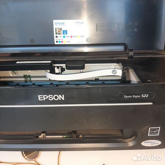 Цветной принтер epson s22