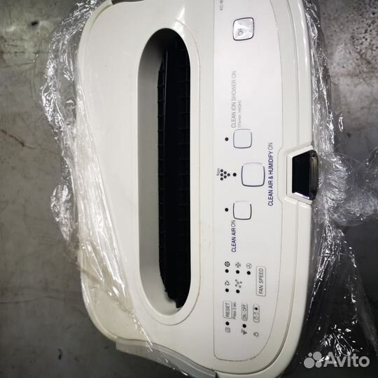 Бытовый очиститель воздуха Sharp KC-850E W