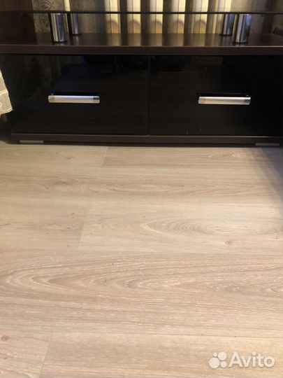 Тумба под тв