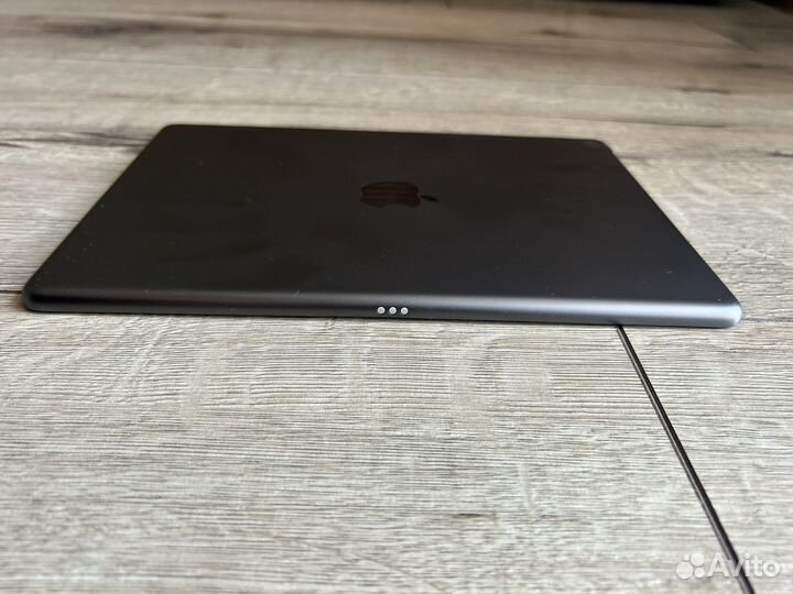iPad 7 поколения