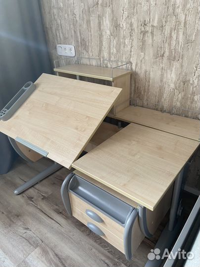 Растущая парта Дэми