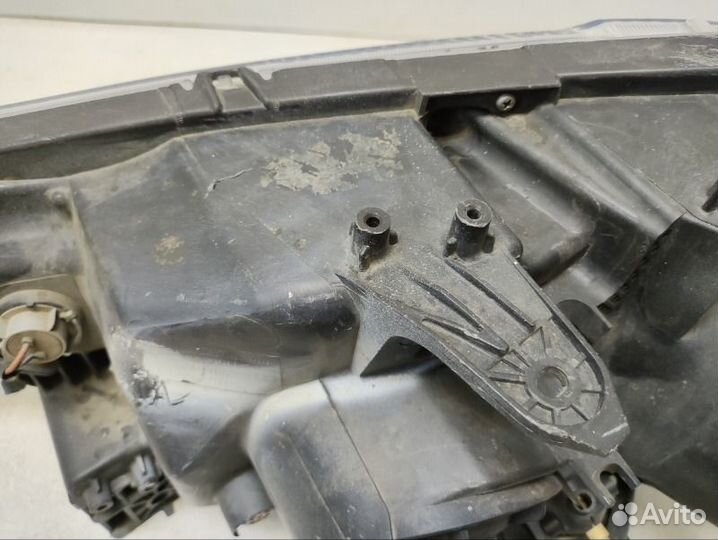 Фара правая Mitsubishi Asx 2012