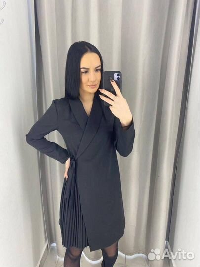 Женское платье пиджак 50 52размер черное