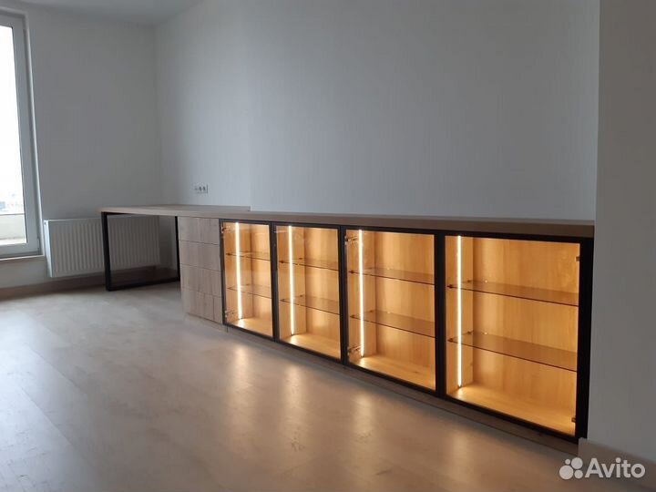 Рабочая зона у окна