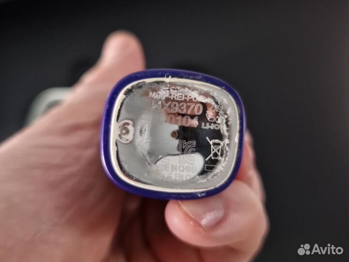 Зубная щетка на запчасти Philips sonicare hx9370