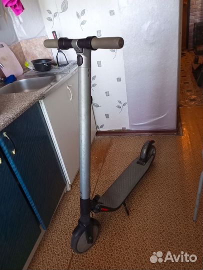 Электросамокат ninebot kickscooter es2