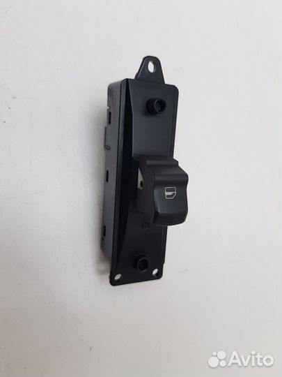 Кнопка стеклоподъемника правая (Haval Jolion)