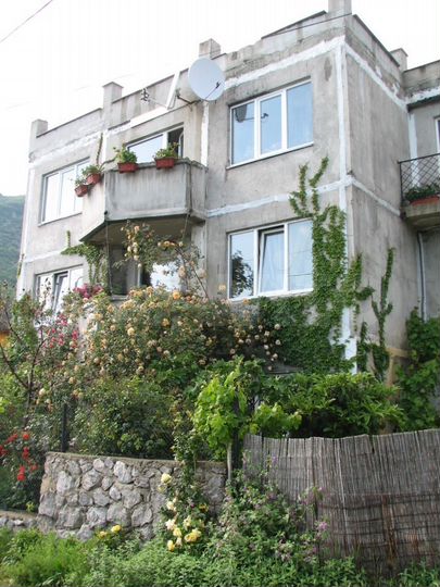 Дом 400 м² на участке 5 сот.