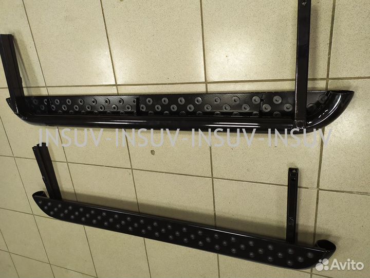 Пороги с метал листом и резинками Нива