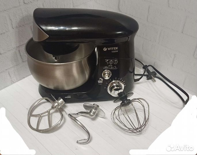 Миксер планетарный Vitek VC-363 1000 Вт