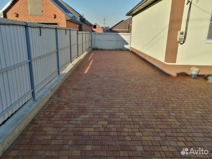 Укладка тротуарной плитки