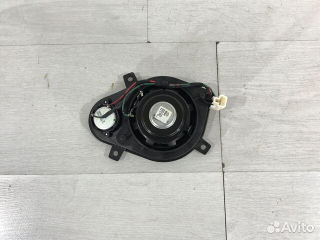 Динамик торпеды KIA quoris 3.8 ат