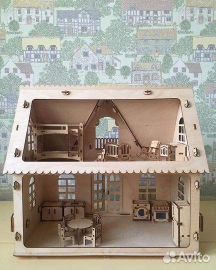 Кукольный домик новый