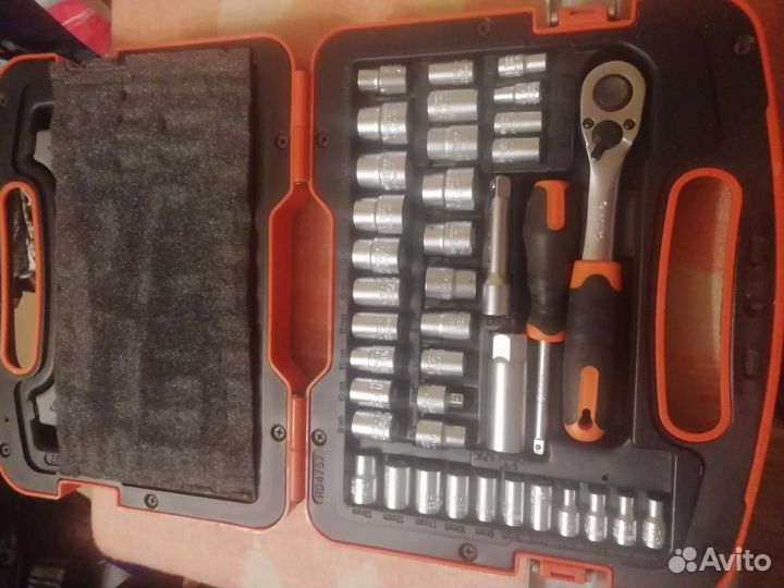 Наборы ключей для авто