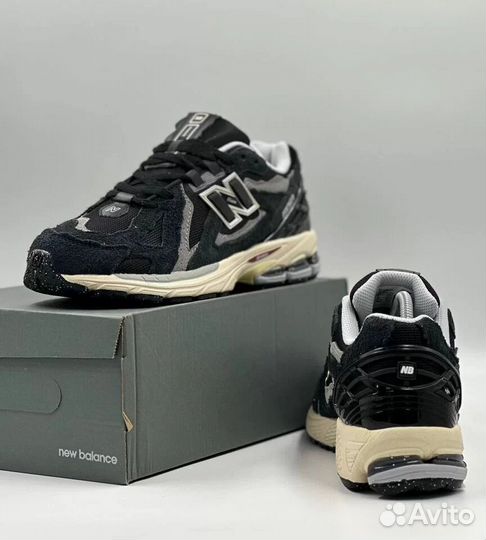 New Balance 1906R Protection Pack Black