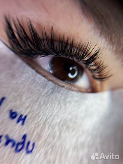 Наращивание ресниц