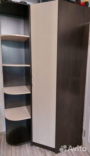 Угловой шкаф