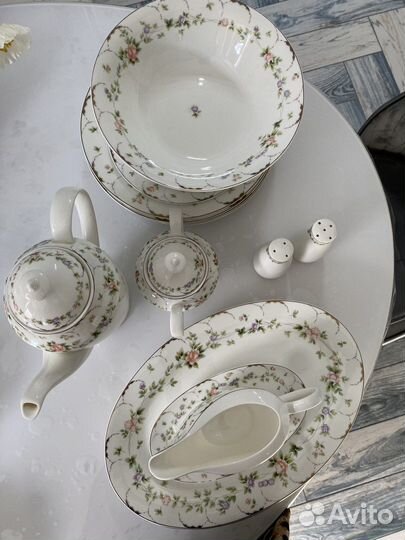 Набор столовой посуды на 6 персон