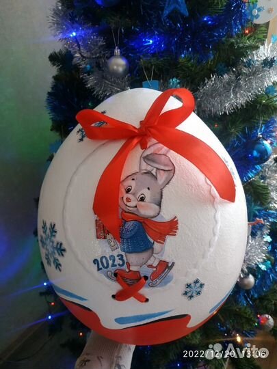 Большой киндер сюрприз