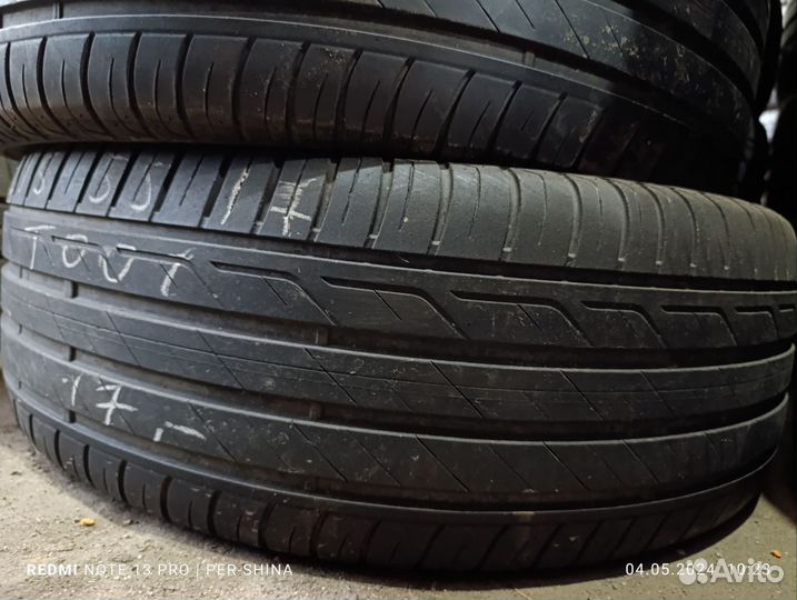 Bridgestone Turanza T001 215/55 R17