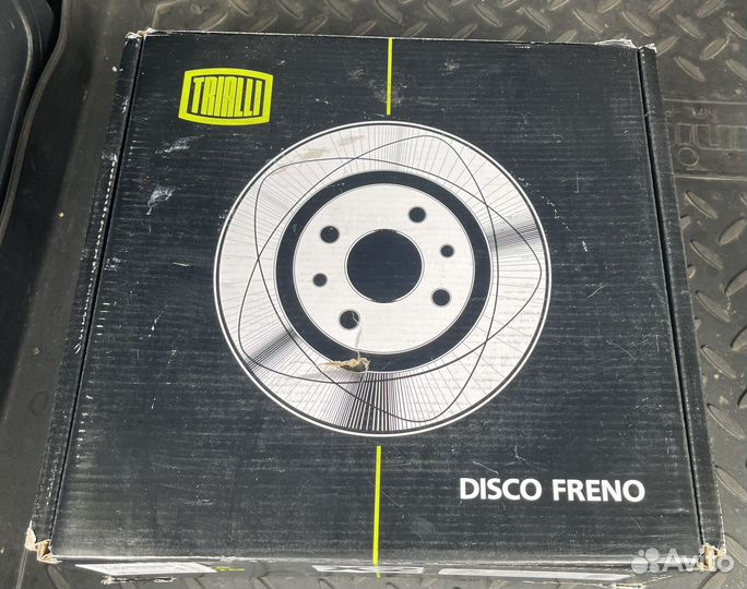 Тормозные диски Toyota Rav 4. Задние