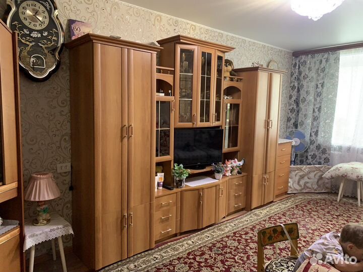 Стенка в гостиную