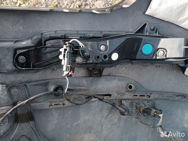 Фонарь в задний бампер на Рейнж Ровер Велар 2019г