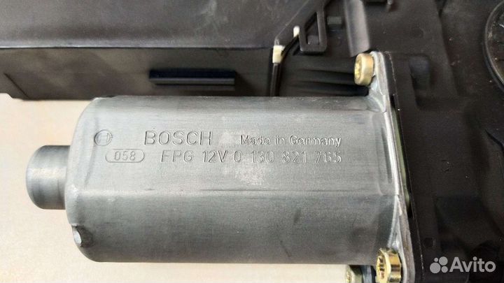 Задний стеклоподъёмник Porsche Cayenne Touareg