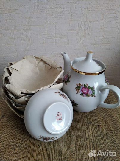 Продам новую посуду кружки, пиалы, чайники