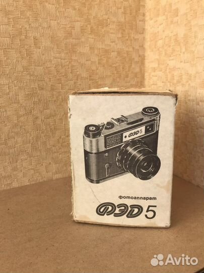 Плёночный фотоаппарат фэд-5