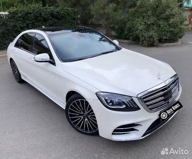 Аренда белого и черного мерседеса W222 long