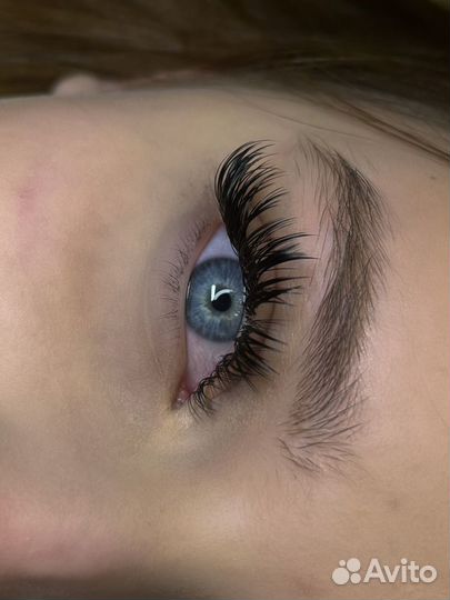 Наращивание ресниц модель